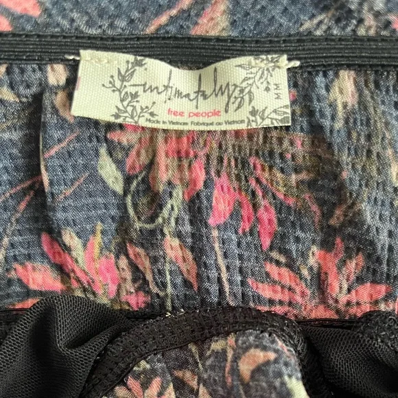 Free People Floral Halter Bodysuit There She Goes Medium Black Pink NEW - Picture 6 of 7
